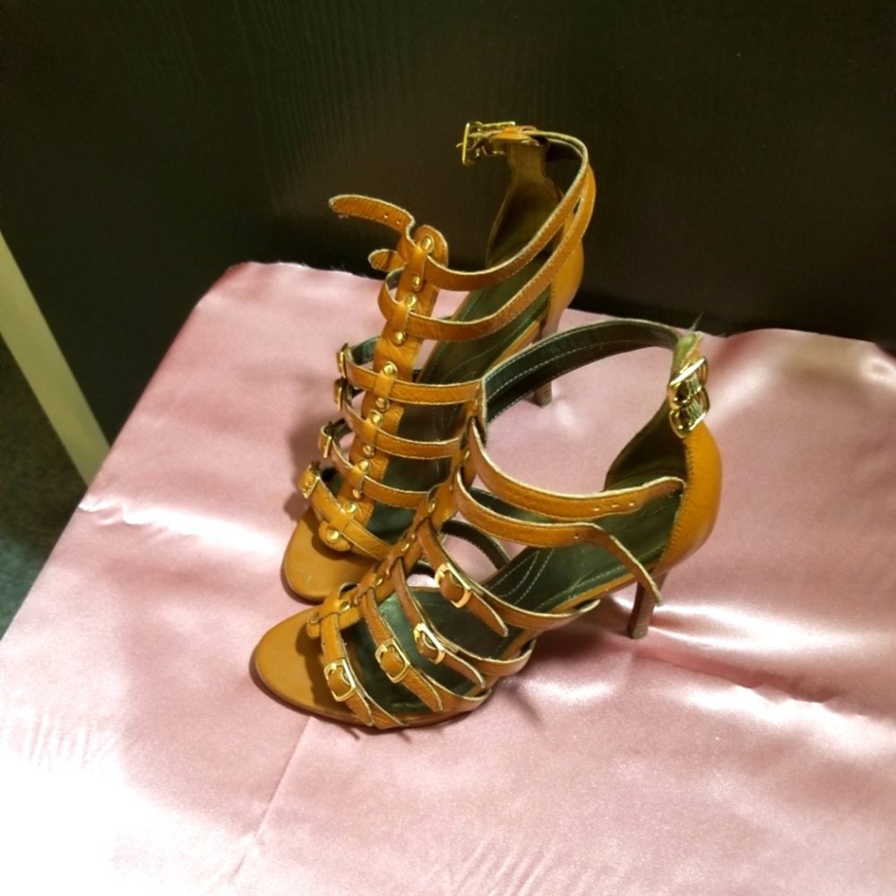 Gladiator 4" Heel Sandals, Ankle straps, Tan, Size 7.